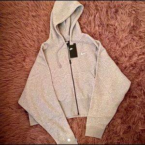 NWT cropped Nike zip up